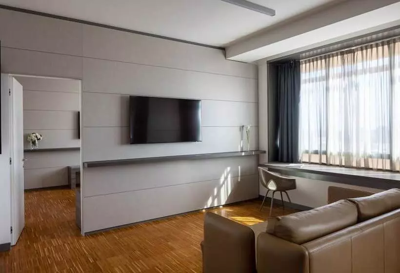 スイート, Unahotels San Vitale Bologna