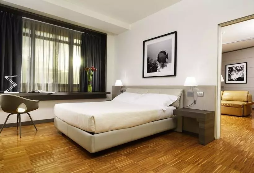 スイート, Unahotels San Vitale Bologna