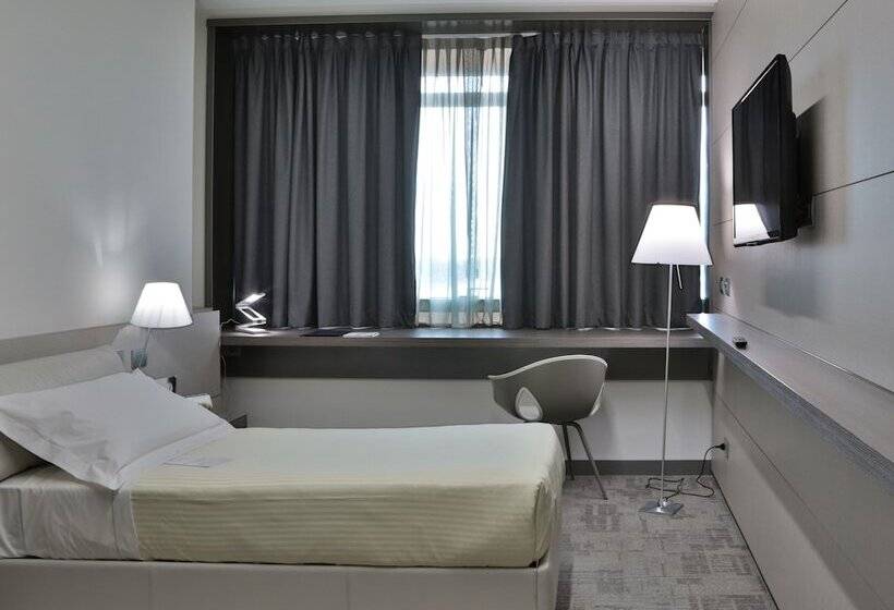 غرفة كلاسيكية فردية, Unahotels San Vitale Bologna