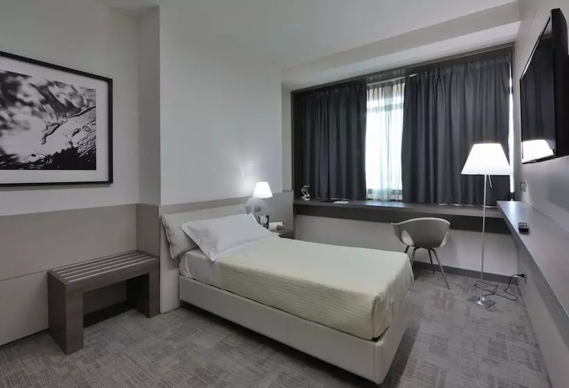 クラシックシングルルーム, Unahotels San Vitale Bologna