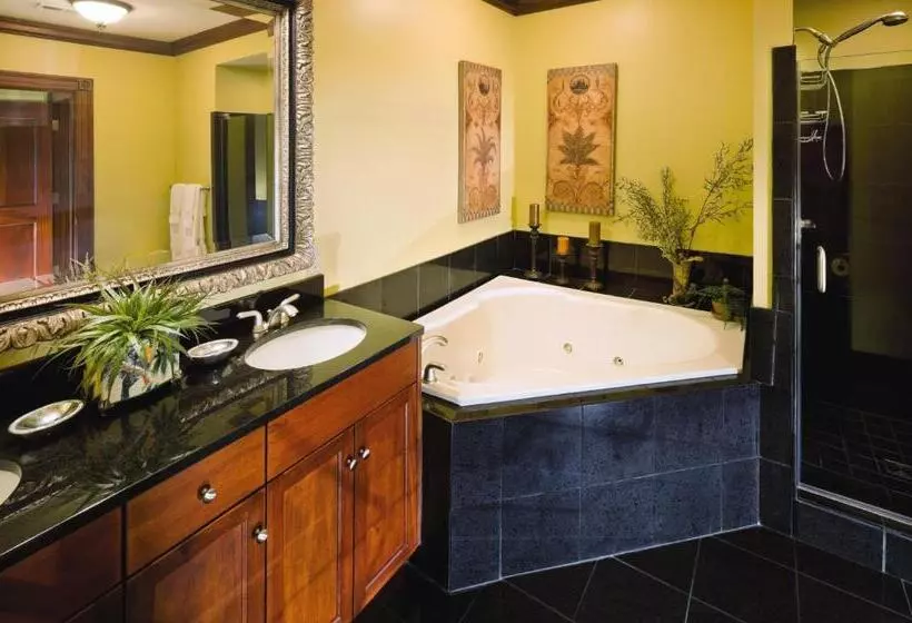 3-Bedroom Presidential Suite