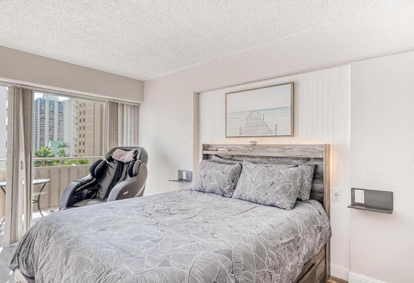 חדר סטודיו סטנדרד, Seashore 93