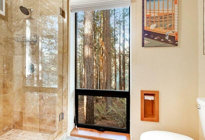 חדר סטודיו סטנדרד, The Tea House