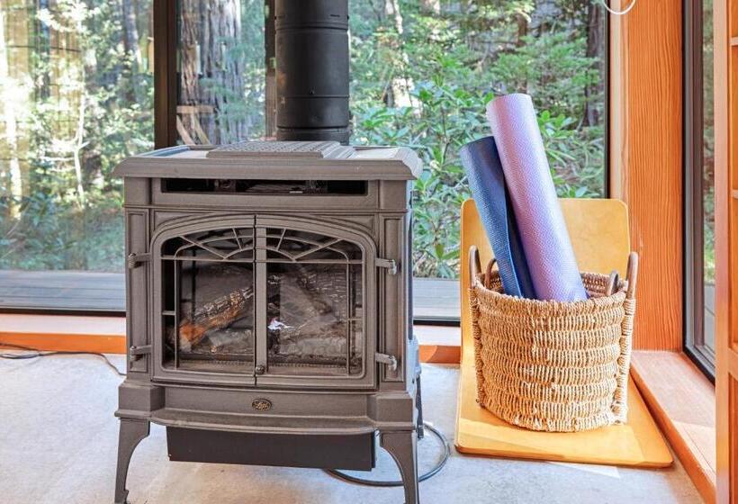 חדר סטודיו סטנדרד, The Tea House