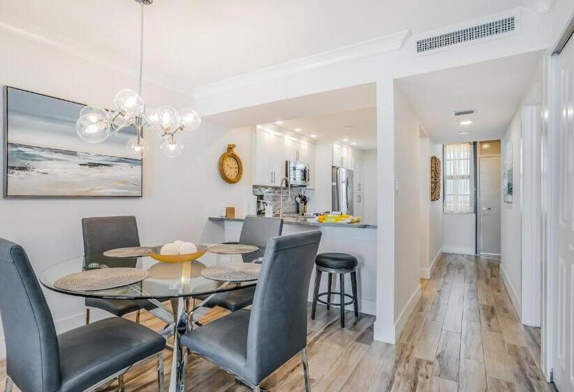 شقة غرفتين, Sunset Dreams