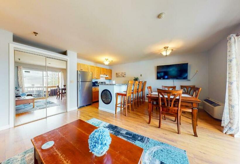 침실 1개 아파트, Lake Winnipesaukee Retreat