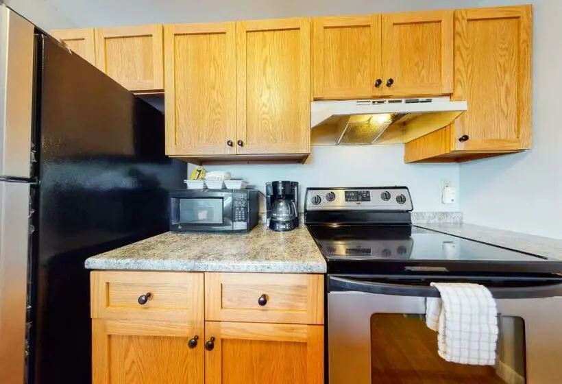 １ベッドルームアパートメント, Lake Winnipesaukee Retreat