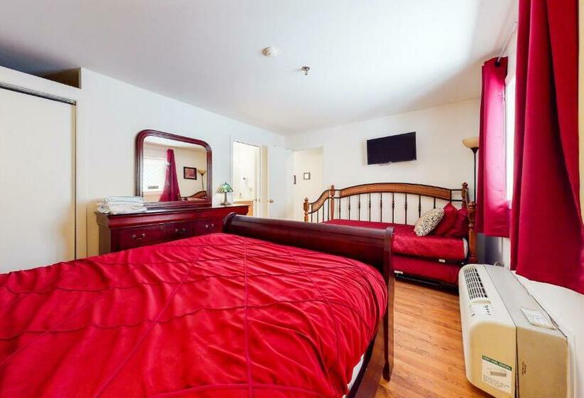 침실 1개 아파트, Lake Winnipesaukee Retreat