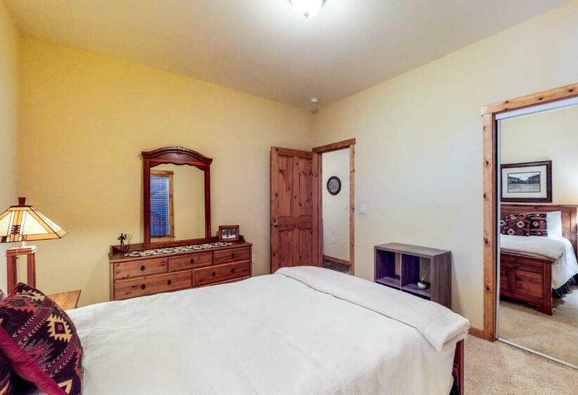 침실 2개 아파트, Boulders Hideout