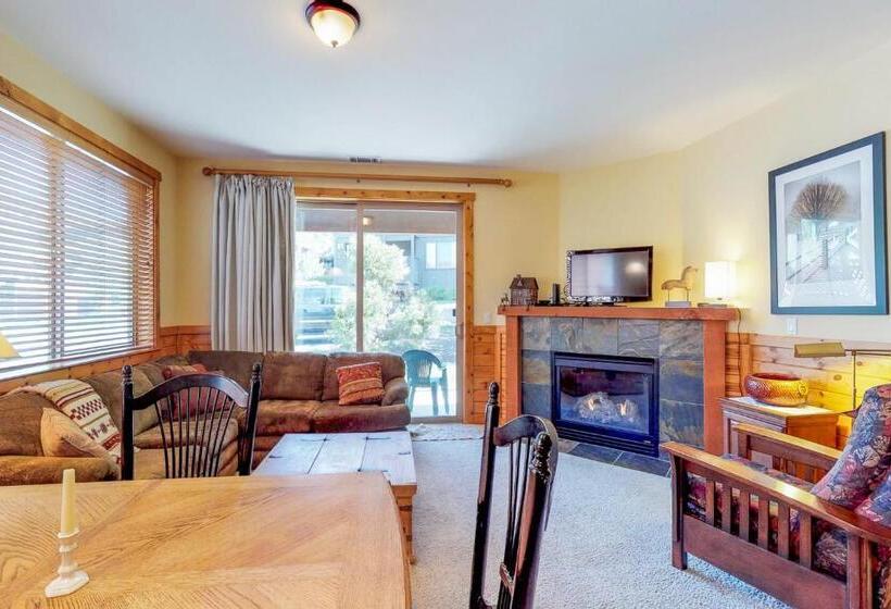 침실 2개 아파트, Boulders Hideout