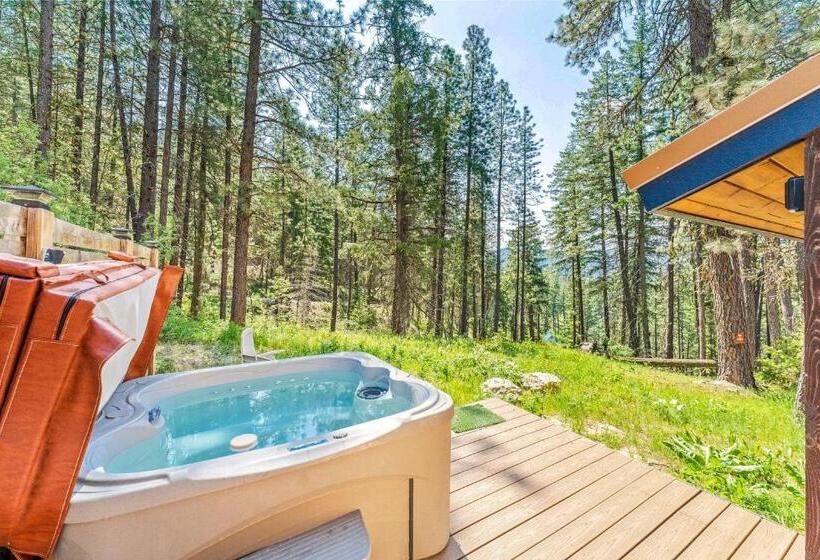 スタンダードスタジオ, Copper Top Chalet