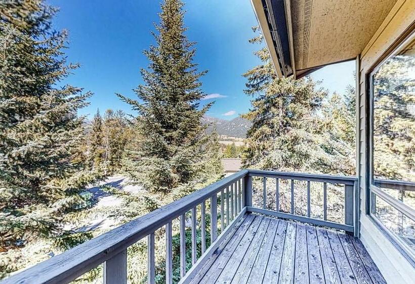 آپارتمان 1 خوابه, Hidden Village 25 Timbercrest