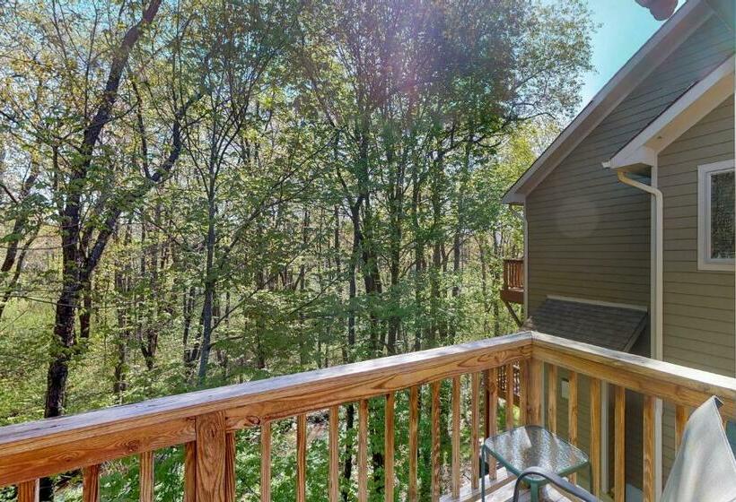 带3个卧室的公寓, Our Heart S Desire