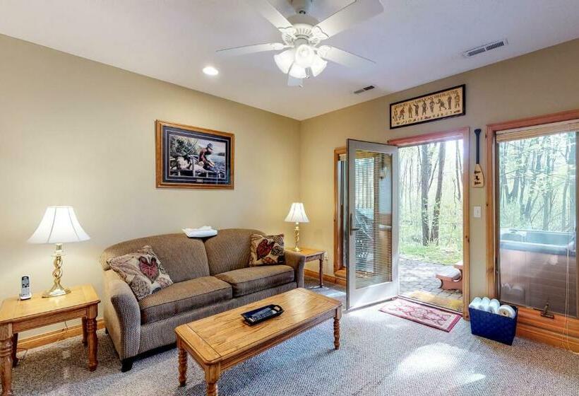 带3个卧室的公寓, Our Heart S Desire