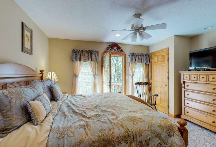 带3个卧室的公寓, Our Heart S Desire