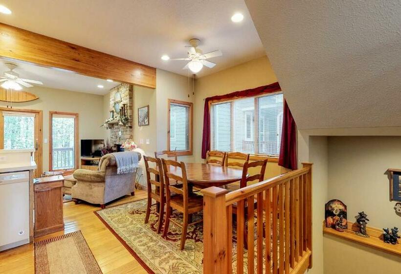 带3个卧室的公寓, Our Heart S Desire