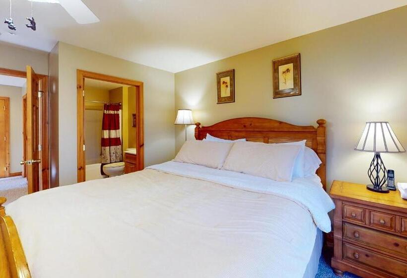 带3个卧室的公寓, Our Heart S Desire