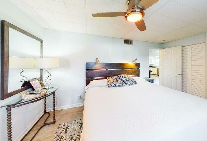 Апартаменты 2 Спальни, Malyn Resort Unit 124