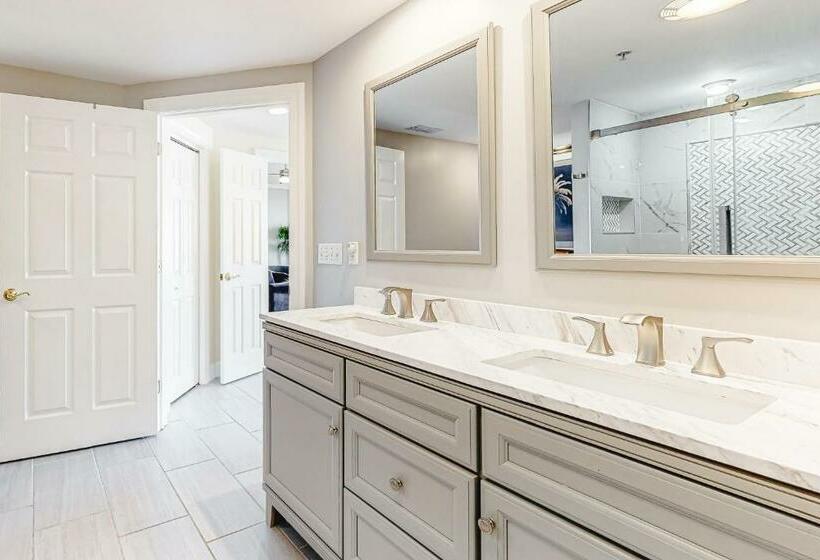 침실 3개 아파트, Ocean S Edge 302