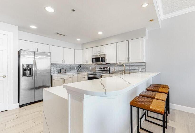 침실 3개 아파트, Ocean S Edge 302