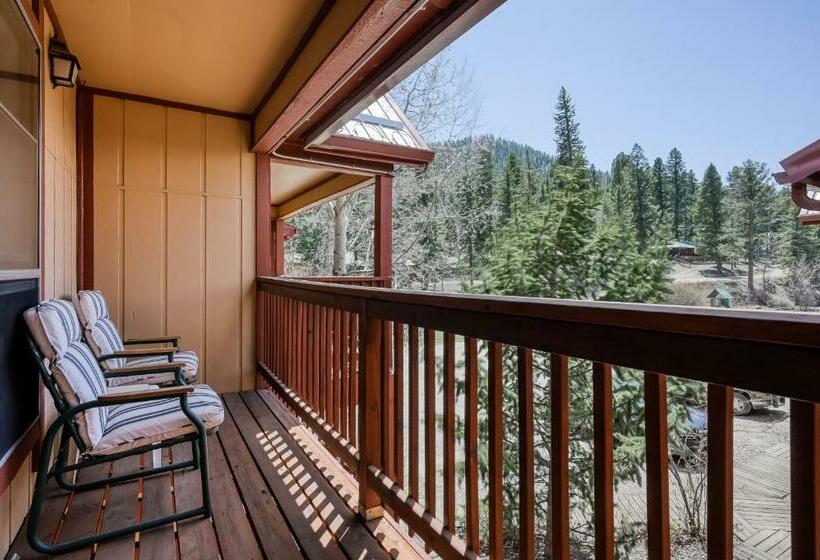 شقة غرفتين, Creekside Serenade