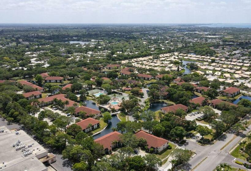 带2个卧室的公寓, Modern Palm Paradise