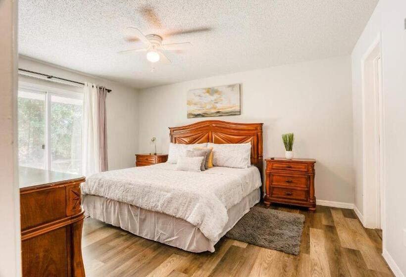 דירת שלושה חדרים, The Royal Respite