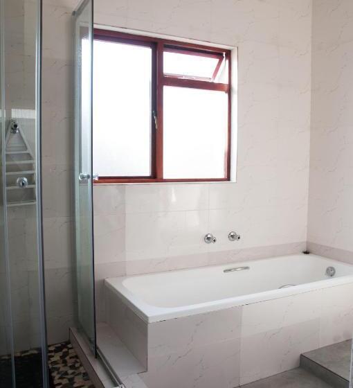 バス共有のスタンダードルーム, Altona Lodge