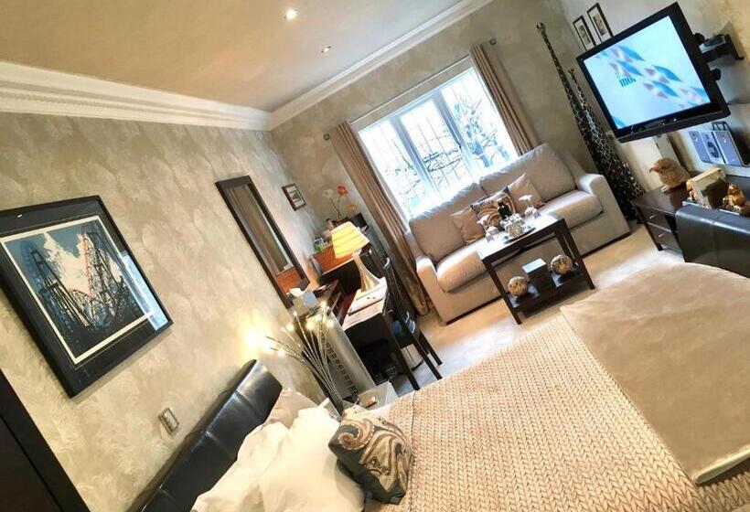 デラックスルーム, Number One St Luke S