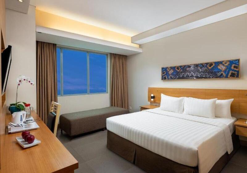 Номер Superior, Aston Solo