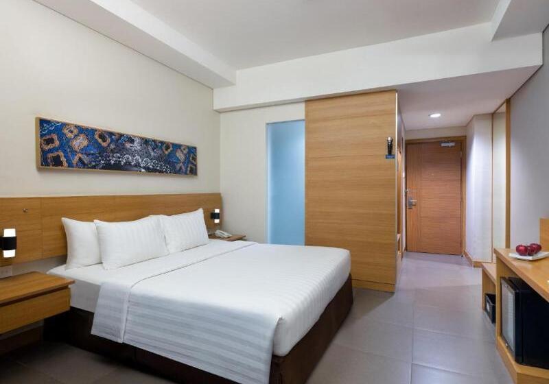 Номер Superior, Aston Solo