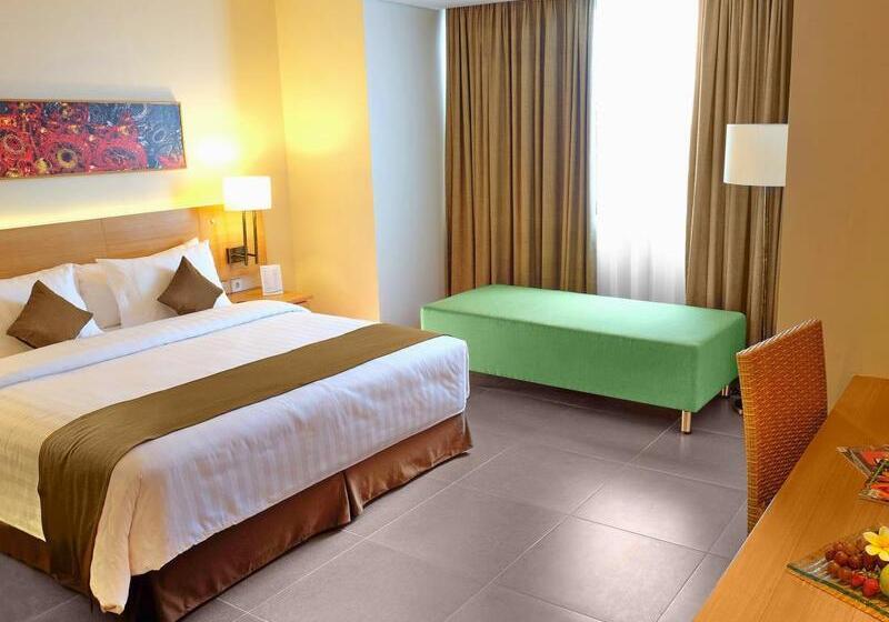 Номер Deluxe, Aston Solo