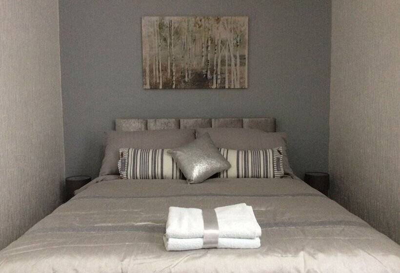 חדר סטנדרט, Brene