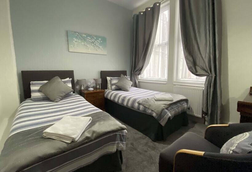 חדר סטנדרט, Brene