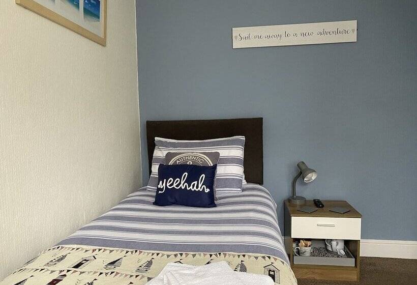 חדר סטנדרד יחיד חדר אמבטיה משותף, Brene