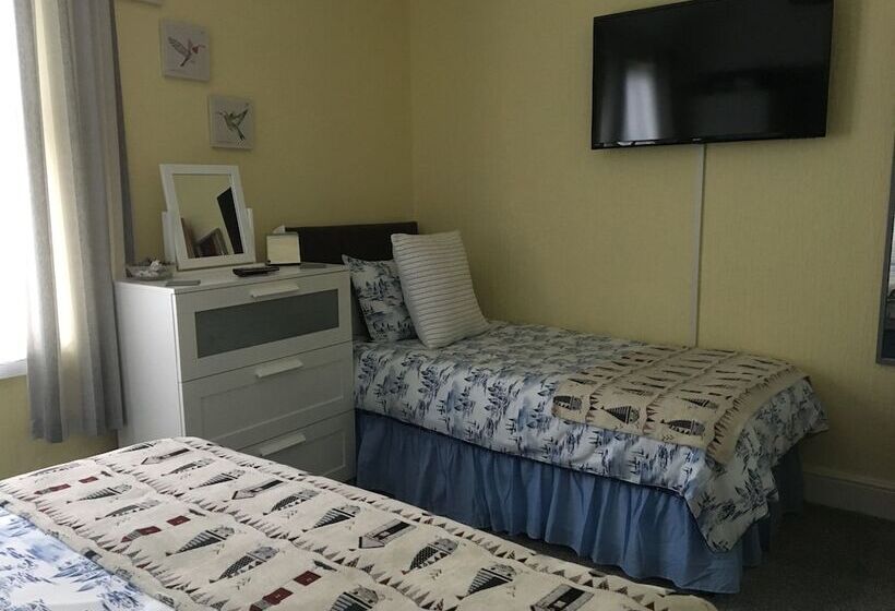 חדר משפחתי, Brene