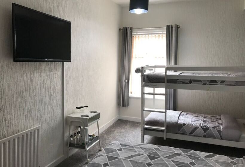 חדר משפחתי, Brene