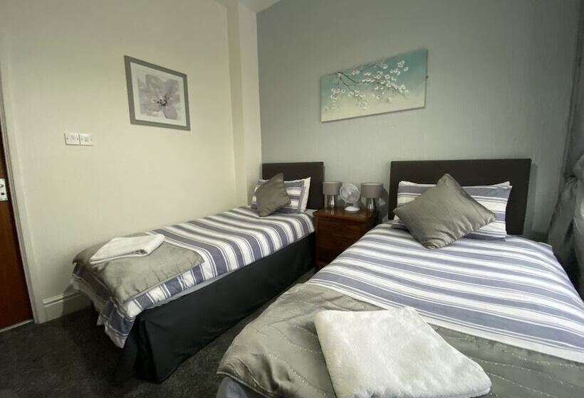 חדר סטנדרט, Brene