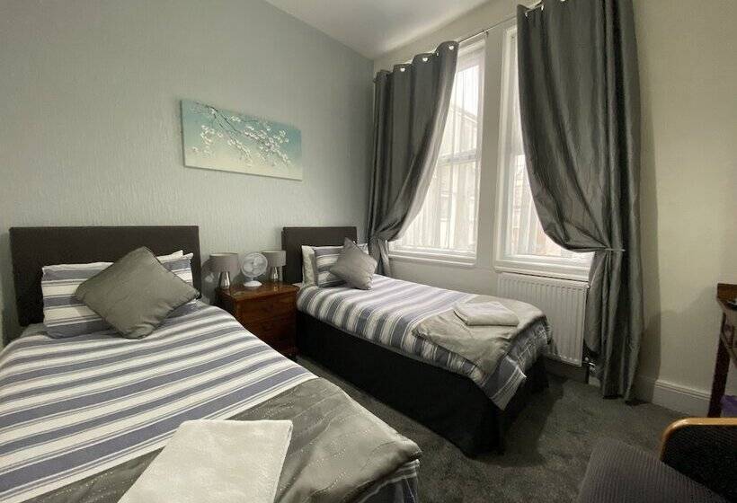 חדר סטנדרט, Brene