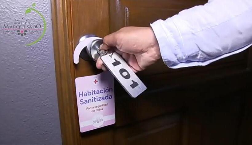 اتاق سوپریور با تخت بزرگ, Del Marquesado