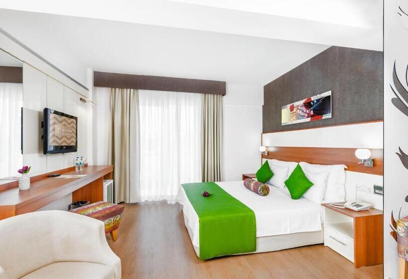 豪华房间, Ege Tulip