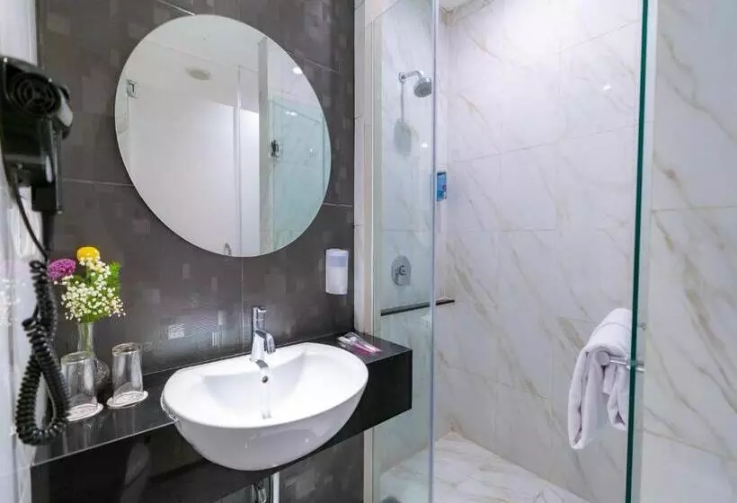 スタンダードプラスルーム, Brits Hotel Puri Indah