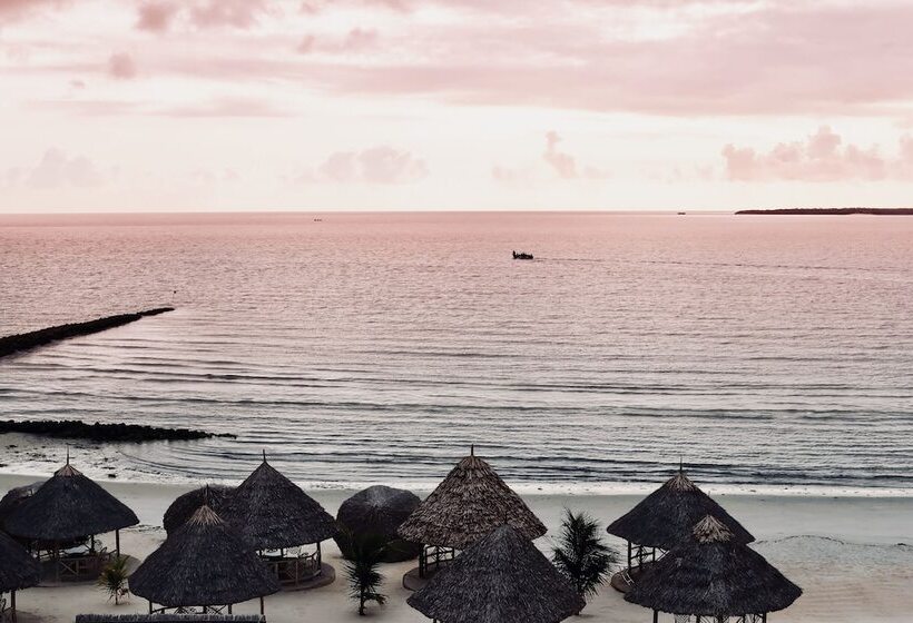 سوییت سوپریور با چشم‌انداز دریا, Landmark Mbezi Beach Resort