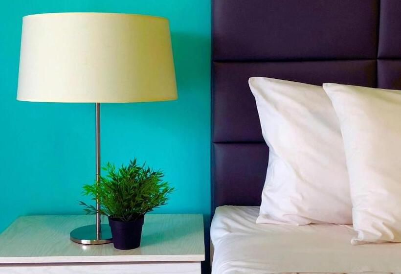 اتاق استاندارد با تخت بزرگ, Quints Travelers Inn