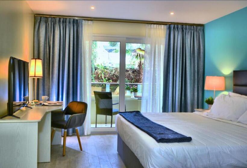 اتاق استاندارد با تخت بزرگ, Quints Travelers Inn