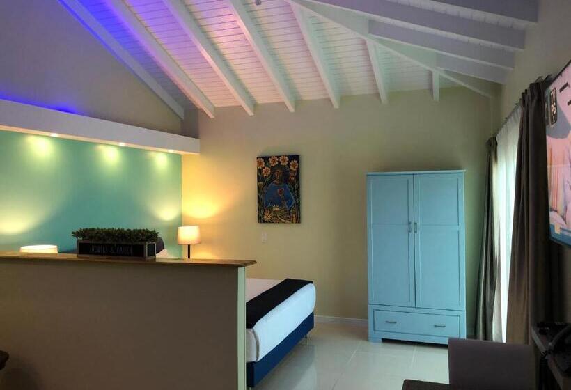 استودیو استاندارد با تخت کینگ, Quints Travelers Inn