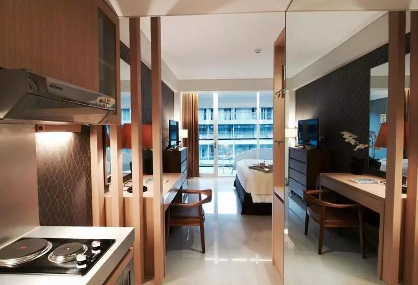 Deluxe-huone Allasnäkymä, Ramada Encore By Wyndham Bali Seminyak