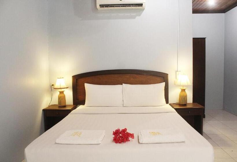Номер Стандарт, Sairee Hut Resort Koh Tao
