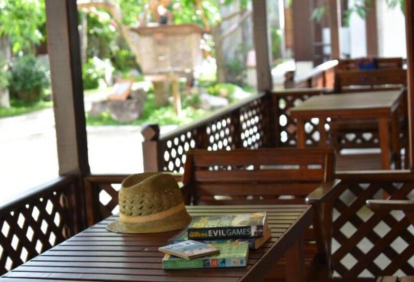 스탠다드 룸, Sairee Hut Resort Koh Tao