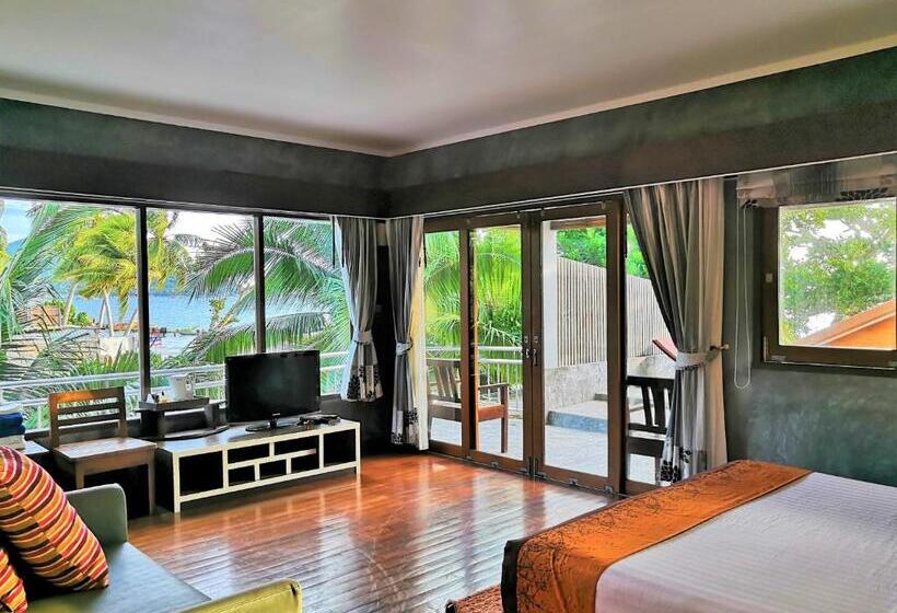 Medencére Néző Deluxe Szoba, Sairee Hut Resort Koh Tao